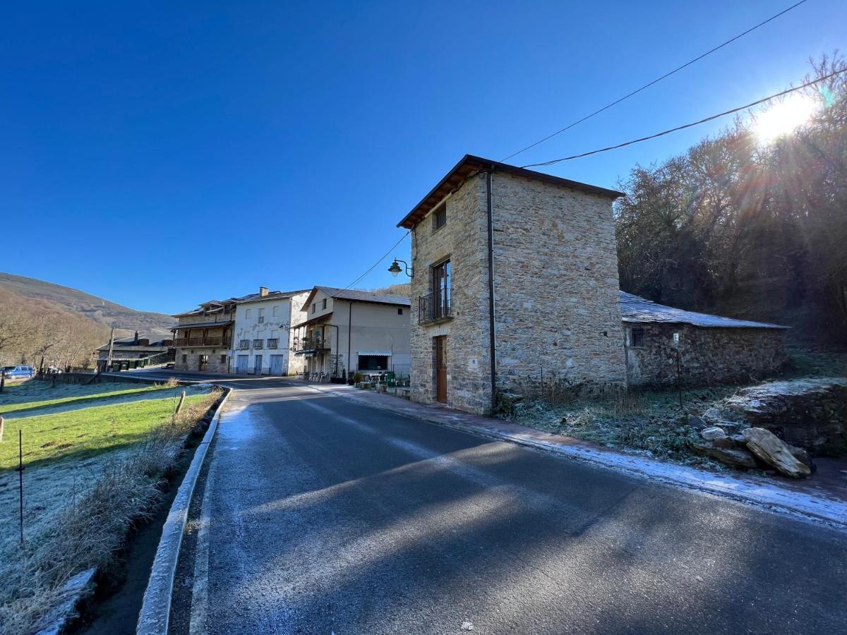 Casa Rural La Torre Recien Rehabilitada. Лас-Герреріас Екстер'єр фото